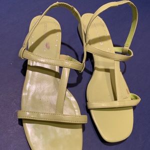 WOMEN’S MONTEGO BAG CLUB STRAPPY SANDALS.